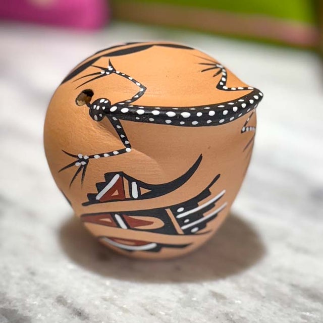 Authentic Native American Handcrafted Pottery | Cloud Chief & Co.