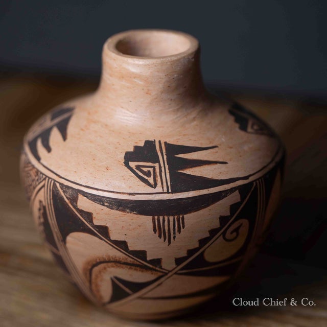 Authentic Native American Handcrafted Pottery | Cloud Chief & Co.